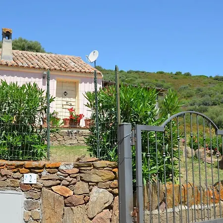 Fbu-maio01 Proserpio Villa